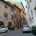 Navona Rhome Apartman *